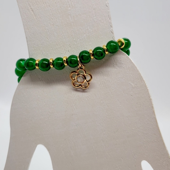 Green and Gold Flower Charm Bracelet, Green Charm Bracelet, Green & Gold - Picture 5 of 5